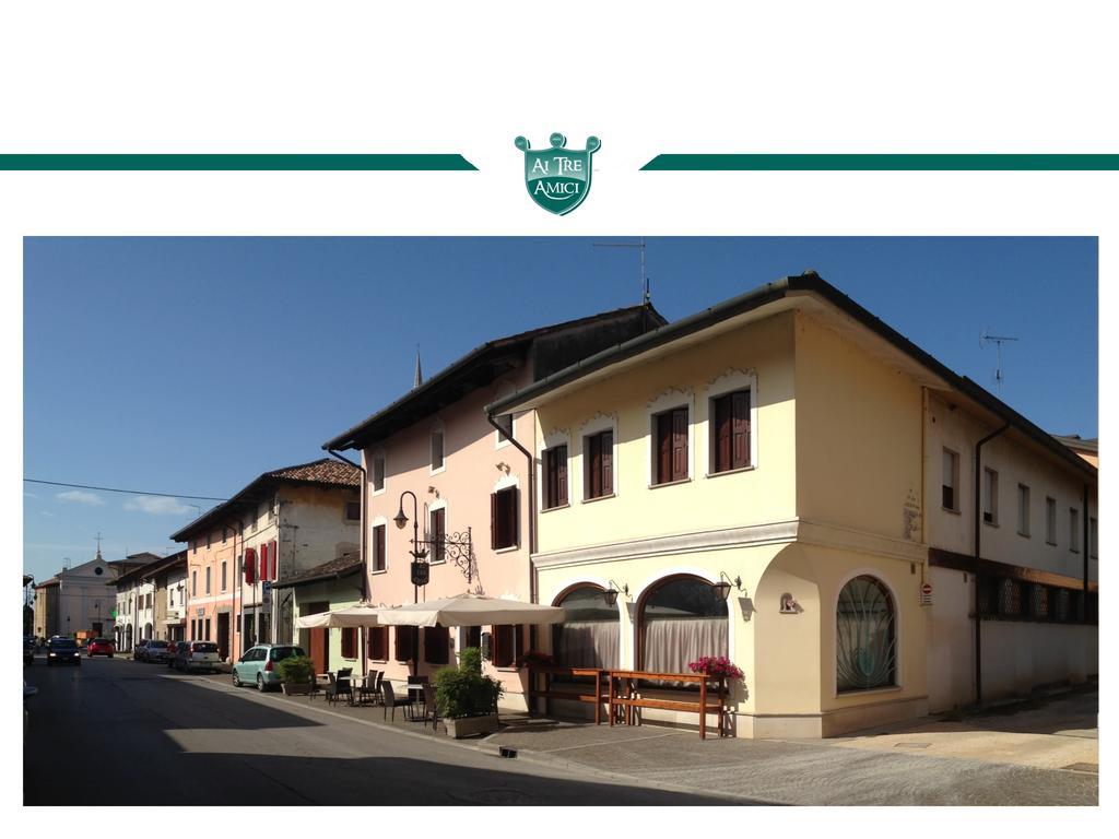 Trattoria Locanda Ai Tre Amici Mortegliano Extérieur photo